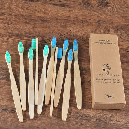Ensemble de brosses à dents en bambou naturel