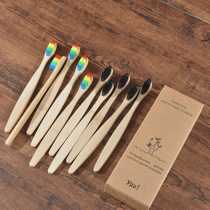 Ensemble de brosses à dents en bambou naturel